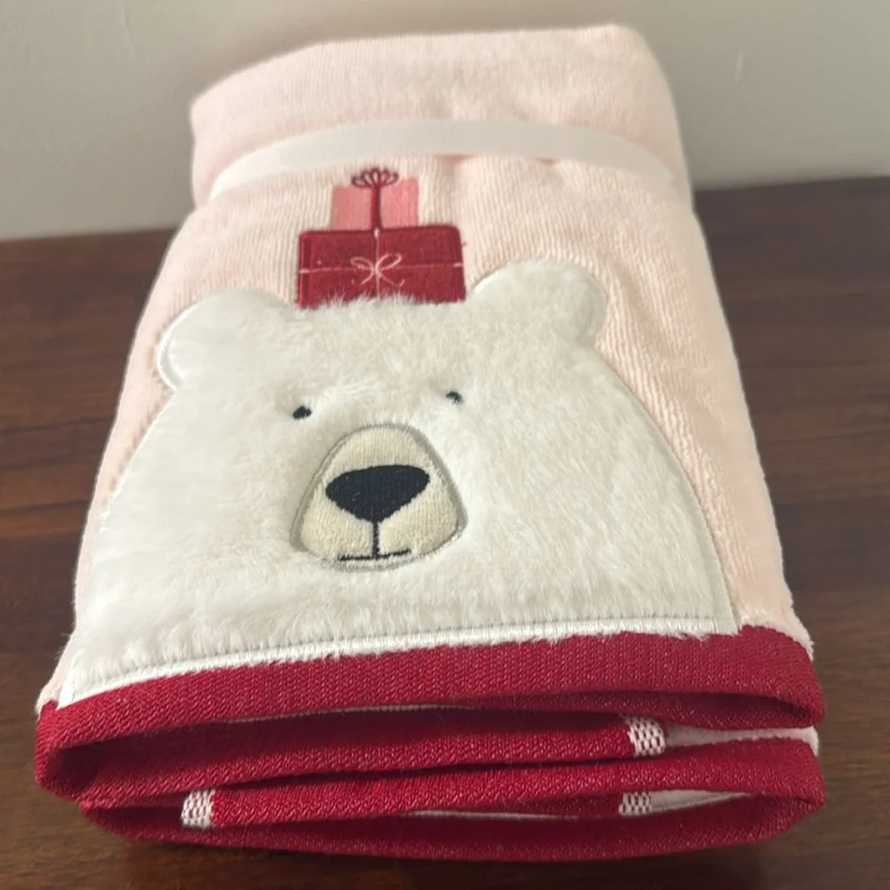 Kassatex Pink Polar Bear Christmas Hand Towels Set of 2 Holiday NEW